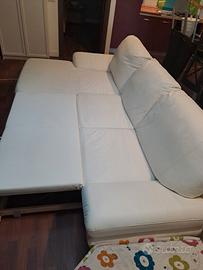 divano letto in eco pelle bianco con penisola