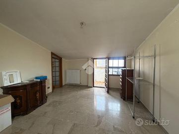 4 LOCALI A SASSARI