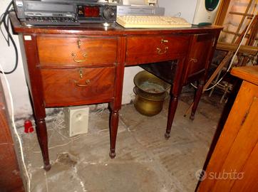 Scrivania inglese coloniale in mogano da parete