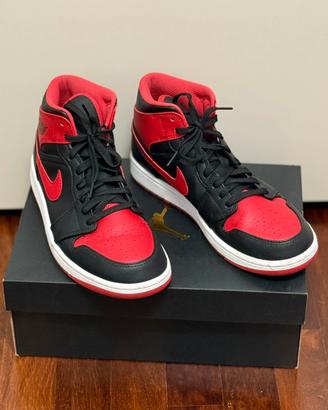 Air Jordan 1 Mid "Bred" – Taglia 41
