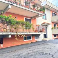 Esclusiva appartamento con giardino e box a Carrub