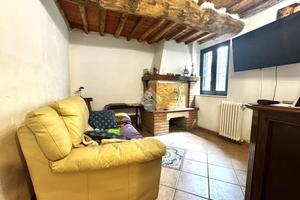 CASA INDIPENDENTE A AGLIANA