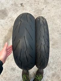 Pirelli Diablo Rosso 4 120/70R17 - 180/55R17
