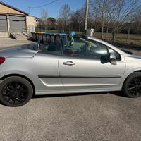 PEUGEOT 207 1.6 VTi 120CV CC Féline Stupenda Bel