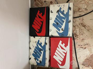 Varie scatole scarpe nike