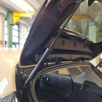 Pistone sx portellone RENAULT CAPTUR del 2017