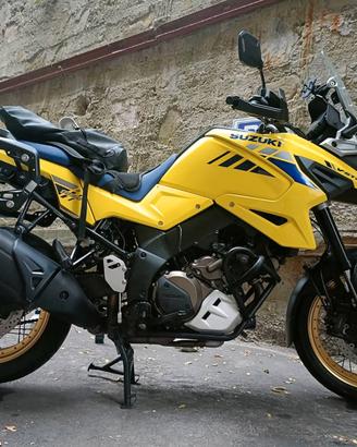 SUZUKI V-STROM 1050 XT