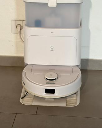 Robot aspirapolvere