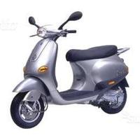 Ricambi usati piaggio vespa 50/125 2000