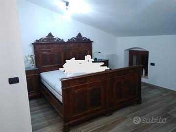 Camera stile umbertino