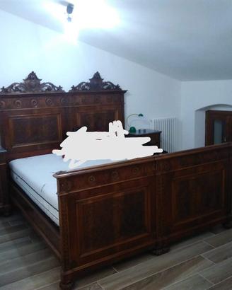Camera stile umbertino