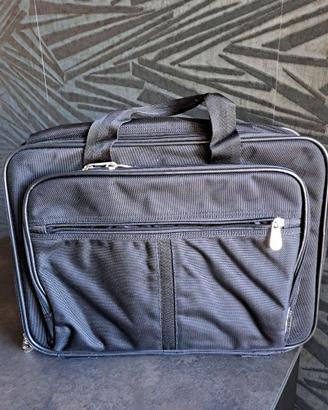 Borsa multifunzionale  e  porta PC