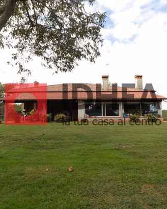 CASA SINGOLA CON AMPIO GIARDINO A CAMALO' - RIF. A