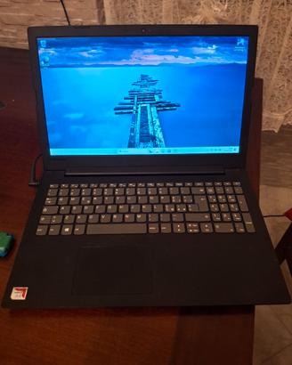 Computer Portatile Lenovo