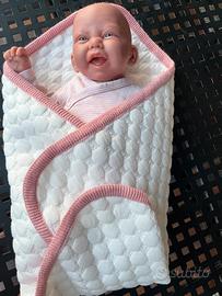 Bambola Antonio Juan con copertina bianca