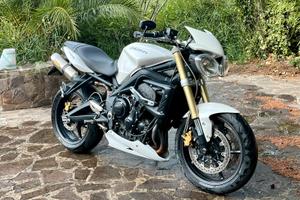Triumph street triple