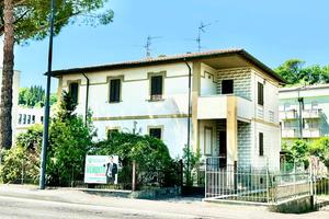 3 LOCALI A SPOLETO
