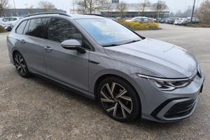 Volkswagen Golf 8 sw - 1.5 tsi 131cv R-Line