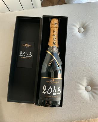 Moet t& chandon champagne grand vintage