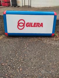 insegna luminosa gilera