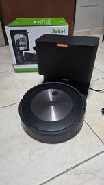 Robot aspirapolvere iRobot Roomba j7+