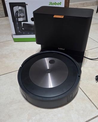 Robot aspirapolvere iRobot Roomba j7+