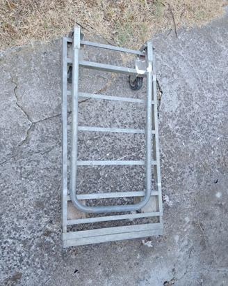Carrello Pieghevole con asse in legno