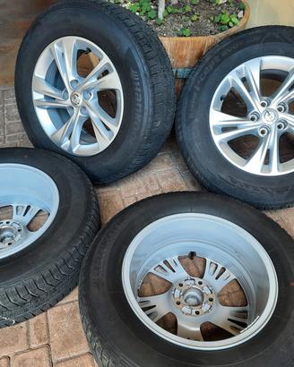 Set gomme+cerchi invernali