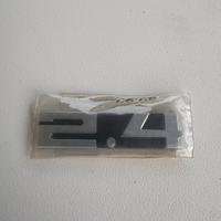 Scritta 2.4 della porsche 911