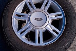 Cerchi lega + gomme Ford Fiesta vecchia 175/65 r14