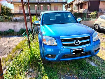 Mazda BT-50.