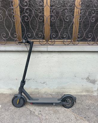 Monopattino elettrico Xiaomi vedi descrizione