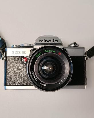 Minolta XG 9, con coppia obiettivi e valigetta