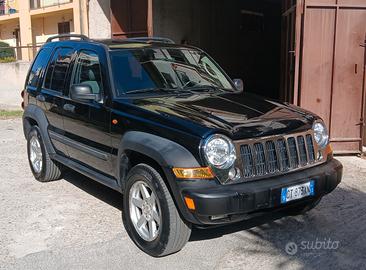 Jeep Cherokee 2.8 CRD 4x4
