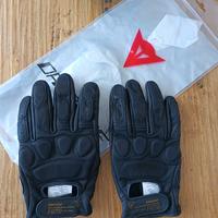 guanti moto dainese