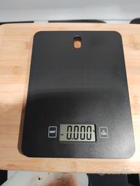 Bilancia digitale KG e ML da cucina 