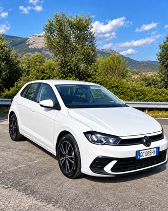 Volkswagen Polo 1.0 80 CV 2022 18.864 neopatentati