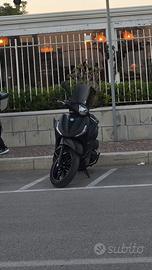 scooter  Beverly 400 s