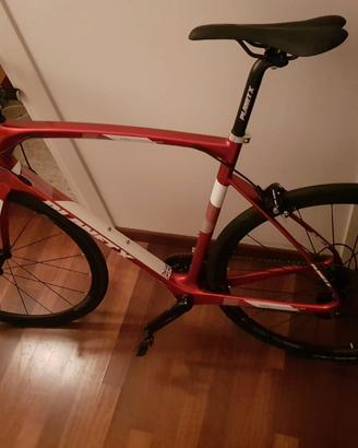 bici da corsa Planet X EVO in carbonio 