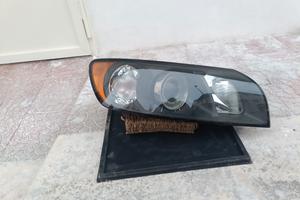 farò anteriore volvo S40 del 2005