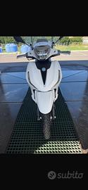 Piaggio Beverly 300