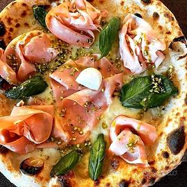 Pizzaiolo o aiuto pizzaiolo