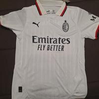 Maglia nuova bianca del Milan 2024-25 
