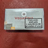 Scatola in legno vuota porta sigari o toscani