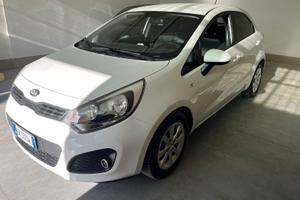 Kia Rio 1.2 CVVT 5porte EX - NEOPATENTATI
