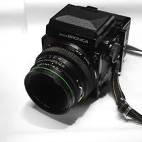 ZENZA BRONICA ETR + Pentaprisma