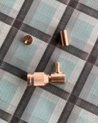 CONNETTORE RF COMPEL DIN 1.0/2.3 AD ANGOLO RETTO
