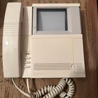 Videocitofono PIVOT impianti analogici e digitali