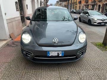Volkswagen Maggiolino 2.0 TDI H.line 2016