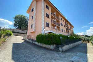 3 LOCALI A RENDE